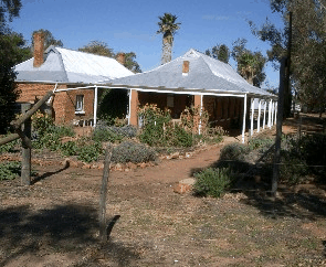 Avondale Discovery Farm - Attractions Brisbane 0