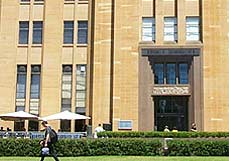 Museum Of Contemporary Art - Attractions Brisbane 1