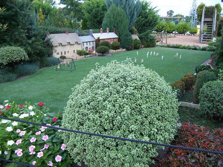 Abingdon Miniature Village - Attractions Brisbane 1