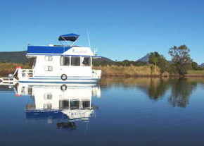 Tweed River House Boats - Attractions Brisbane 3