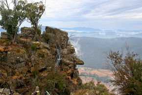 Power's Lookout - Attractions Brisbane 0