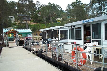Clyde River Houseboats - Attractions Brisbane 0