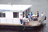 Clyde River Houseboats - Attractions Brisbane 3