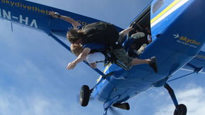 Skydive The Beach - Attractions Brisbane 1