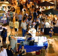 Surfers Paradise Beachfront Markets - Attractions Brisbane