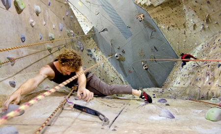 Cliffhanger Climbing Gym - Attractions Brisbane 2
