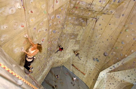 Cliffhanger Climbing Gym - Attractions Brisbane 3
