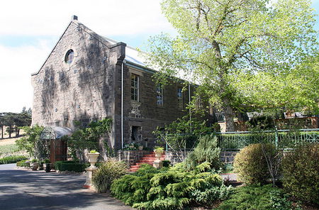 Goona Warra Vineyard - Attractions Brisbane 0