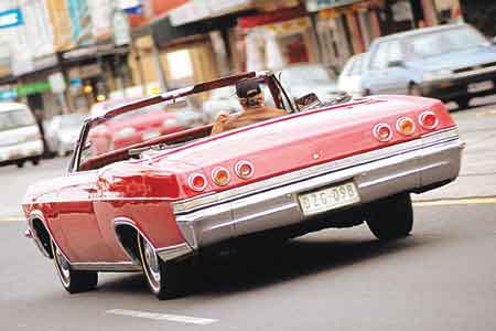 Top Down Tours / Chevrolet Convertibles - Attractions Brisbane 1