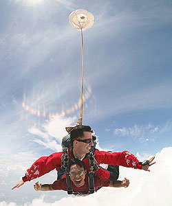 Commando Skydivers - Attractions Brisbane 1