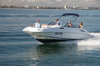 Victorian Yacht Charters - Attractions Brisbane 3