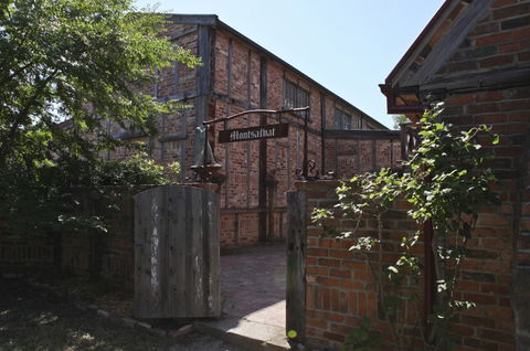 Montsalvat - Attractions Brisbane 1