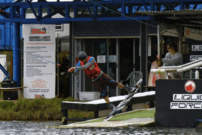 Cable Ski Logan - Attractions Brisbane 2
