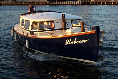 Melbourne Water Taxis - Attractions Brisbane 4