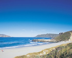 Mandalay Beach - Attractions Brisbane 0