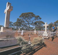 Old Pioneer Cemetery Coolgardie - Attractions Brisbane