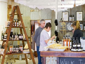 Woodside Cheese Wrights - Attractions Brisbane 0