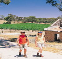 Inchiquin Lake - Attractions Brisbane