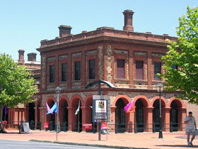 Port Community Arts Centre - Attractions Brisbane 0