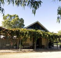 Lake Breeze Wines - Attractions Brisbane