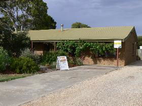Sand Drift Gallery - Attractions Brisbane 0