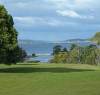 Kingston Beach Golf Club - Attractions Brisbane