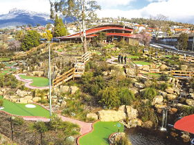 Putters Adventure Golf - Attractions Brisbane 0