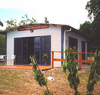 Rotherhythe Vineyard - Attractions Brisbane