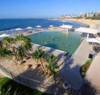 Kings Beach - Beachfront Salt Water Pool - Attractions Brisbane