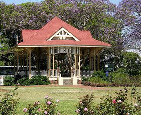 Gympie Memorial Park - Attractions Brisbane 0