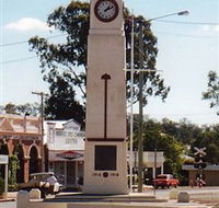 Goomeri War Memorial Clock - Attractions Brisbane