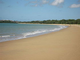 Bucasia Beach - Attractions Brisbane 0