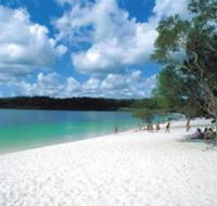 Lake McKenzie - Attractions Brisbane