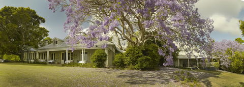 The Long Apron Restaurant - Attractions Brisbane 0