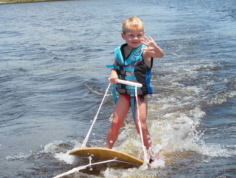 Oz Ski Resort - Attractions Brisbane 1