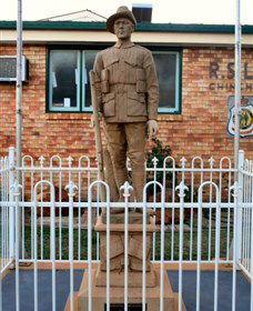 Soldier Statue Memorial, Chinchilla - Attractions Brisbane 0