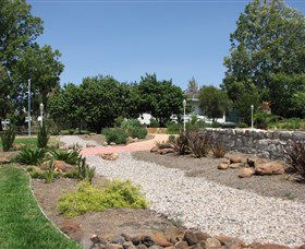 Henricks Park - Attractions Brisbane 0