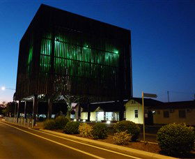 Tree Of Knowledge Memorial - Attractions Brisbane 0