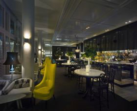 Ivy Bar - Attractions Brisbane 0