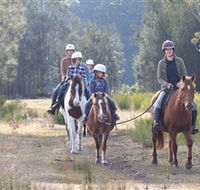 Horse Riding at Oaks Ranch and Country Club - Attractions Brisbane
