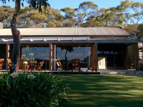 Pertaringa Wines - Attractions Brisbane 0