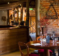 Jones Winery  Vineyard Cafe - Attractions Brisbane