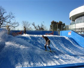 MSAC FlowRider - Attractions Brisbane 1