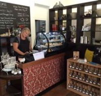 Sheridan Bouteaque - Attractions Brisbane