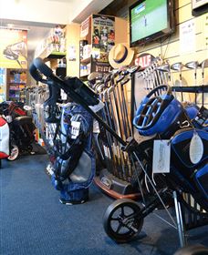 Bathurst Golf Club - Attractions Brisbane 0
