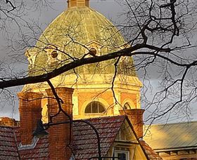 Bathurst Court House - Attractions Brisbane 1