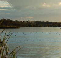 Lake Inverell Reserve - Attractions Brisbane