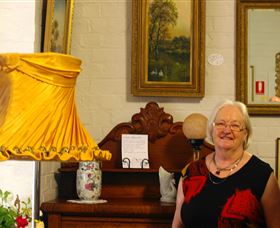Bowning Antique Centre - Attractions Brisbane 3