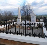 Hamilton Humes Grave - Attractions Brisbane