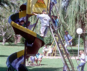 Coronation Park Yass - Attractions Brisbane 2
